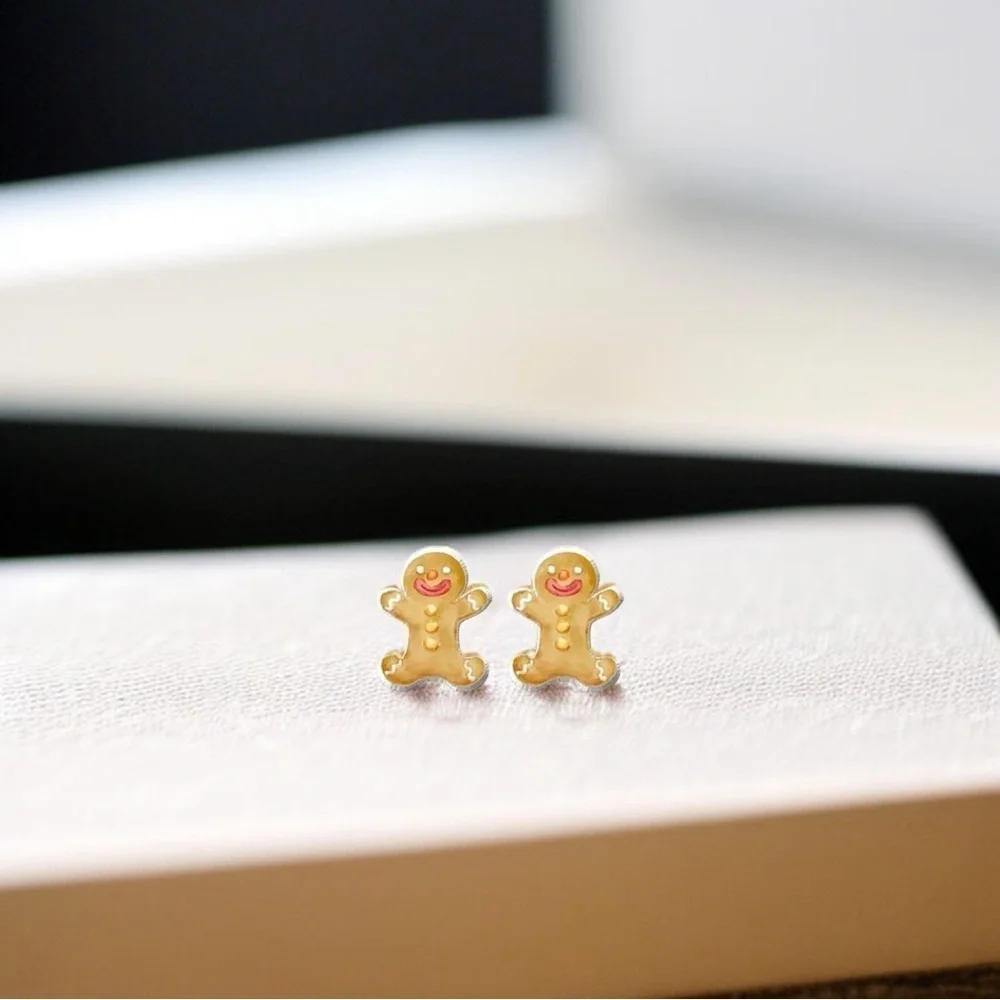 Gingerbread Man Studs - Sweet Holiday Cheer! 🎄NWT Christmas Stud Earrings